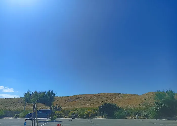 L'emeraude, Les Pieds Dans L'eau *